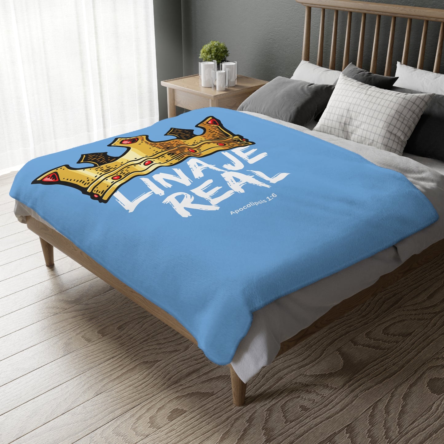 LINAJE REAL Crown Microfiber Blanket - Cozy Two-Sided Print for Comfort and Inspiration