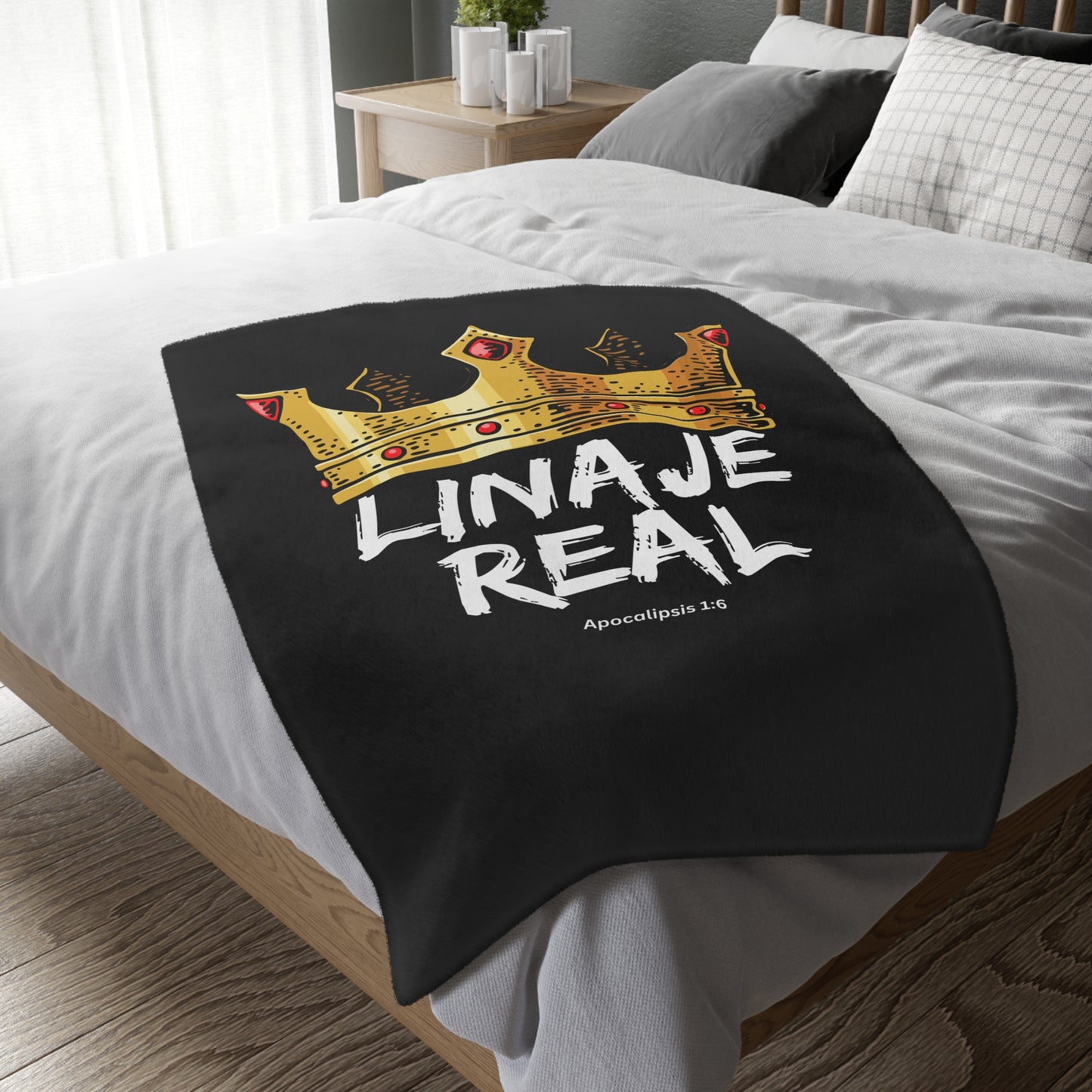 Black LINAJE REAL Crown Microfiber Blanket - Cozy Two-Sided Print for Comfort and Inspiration